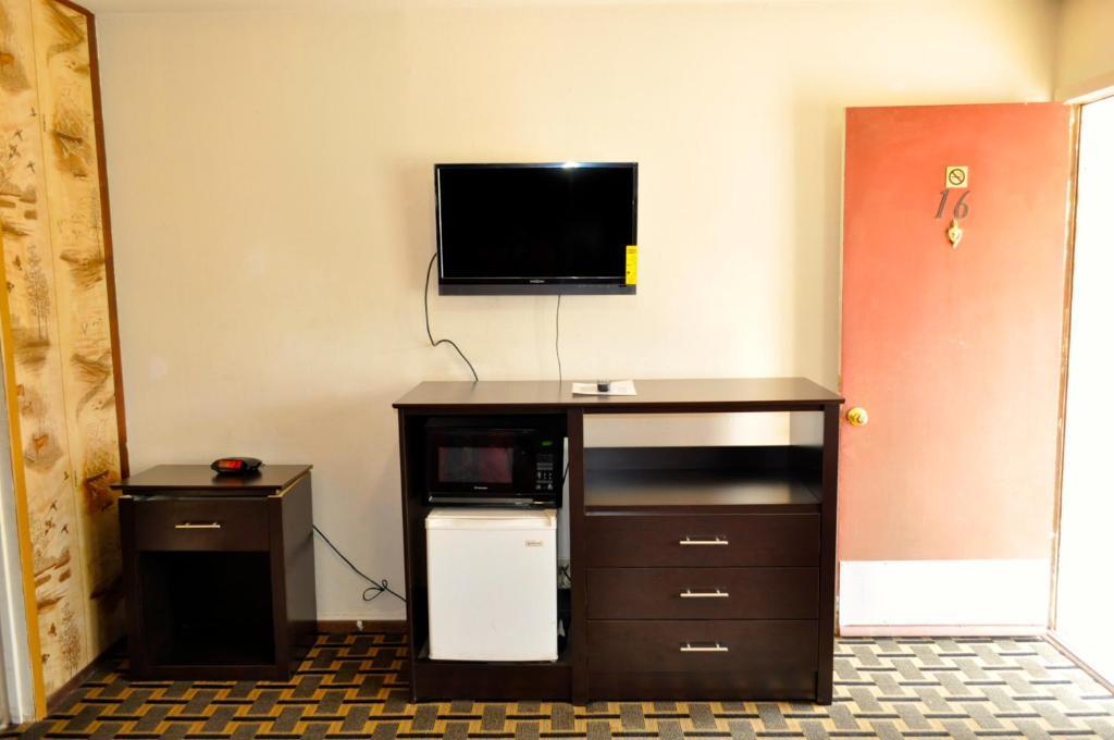 Andrews Motor Inn Zewnętrze zdjęcie