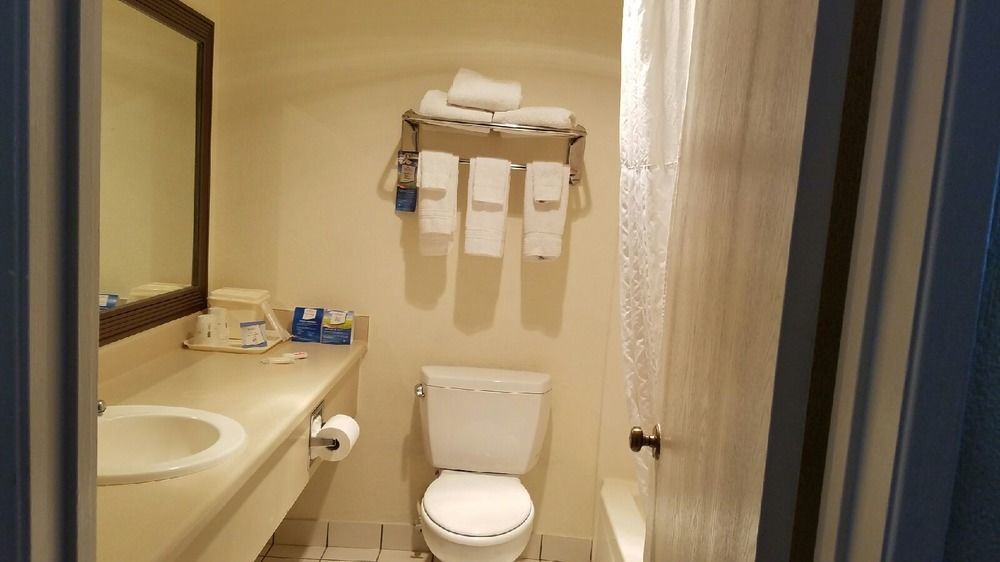 Andrews Motor Inn Zewnętrze zdjęcie